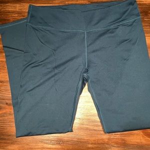 Salar Fabletics Leggings